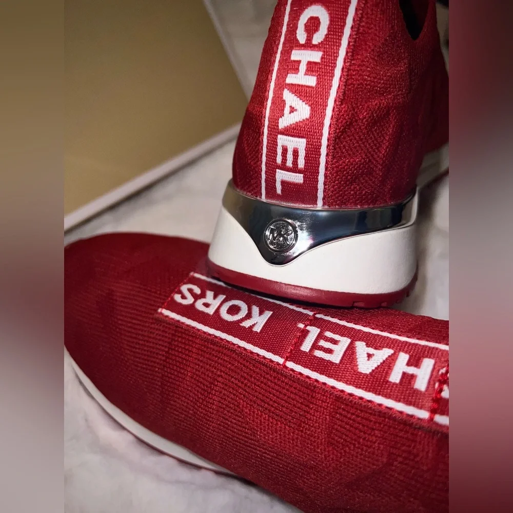 Michael Kors Bodie Slip On 9 - Picture 7 of 9